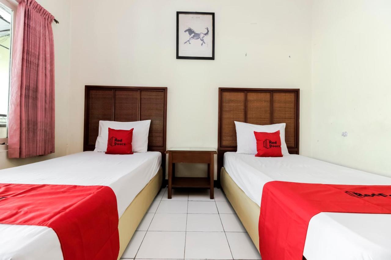 Reddoorz Plus Near Grage City Mall Cirebon Eksteriør billede