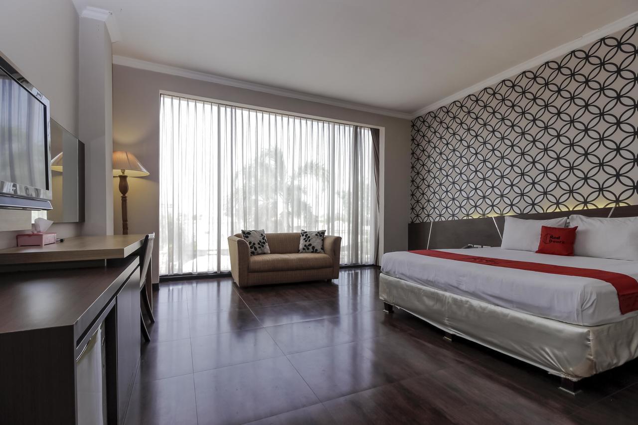 Reddoorz Plus Near Grage City Mall Cirebon Eksteriør billede
