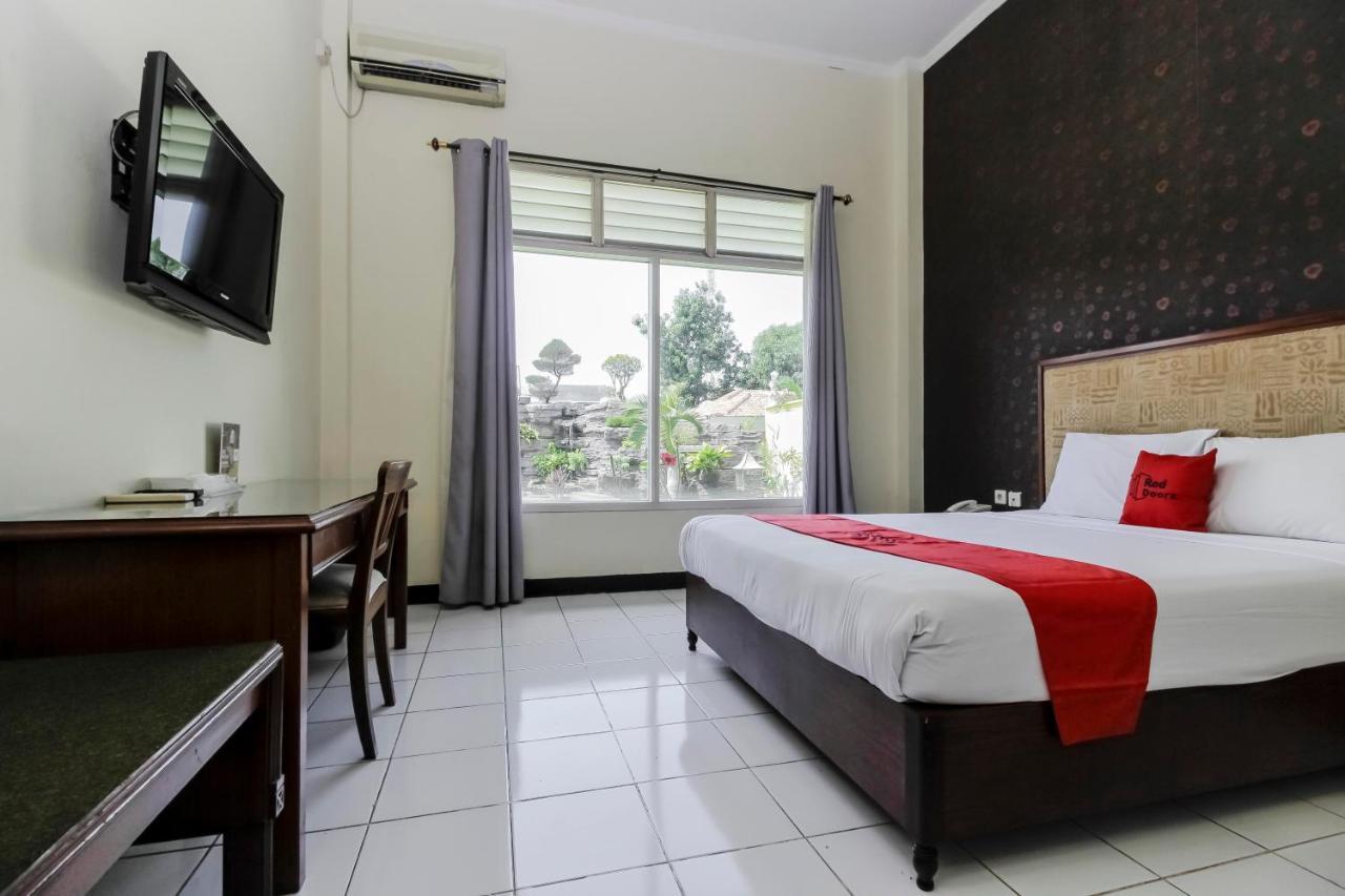 Reddoorz Plus Near Grage City Mall Cirebon Eksteriør billede