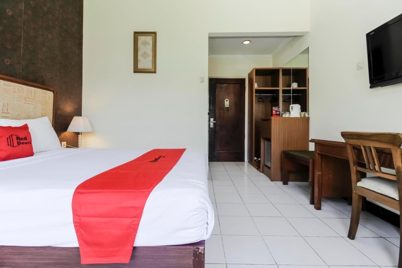 Reddoorz Plus Near Grage City Mall Cirebon Eksteriør billede