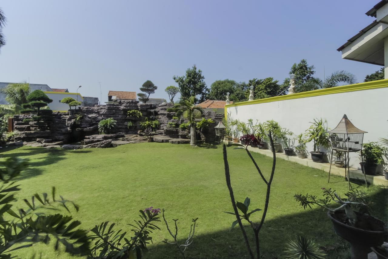 Reddoorz Plus Near Grage City Mall Cirebon Eksteriør billede