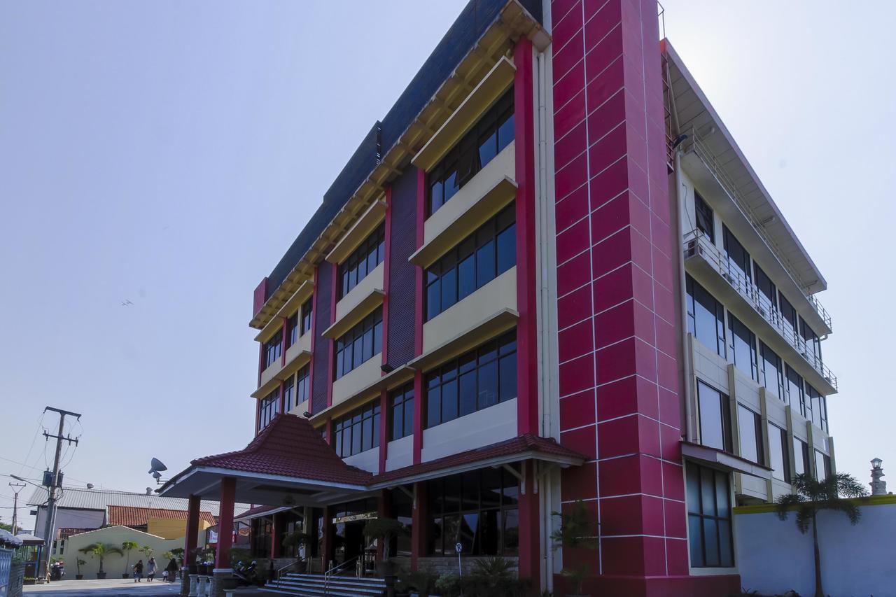 Reddoorz Plus Near Grage City Mall Cirebon Eksteriør billede